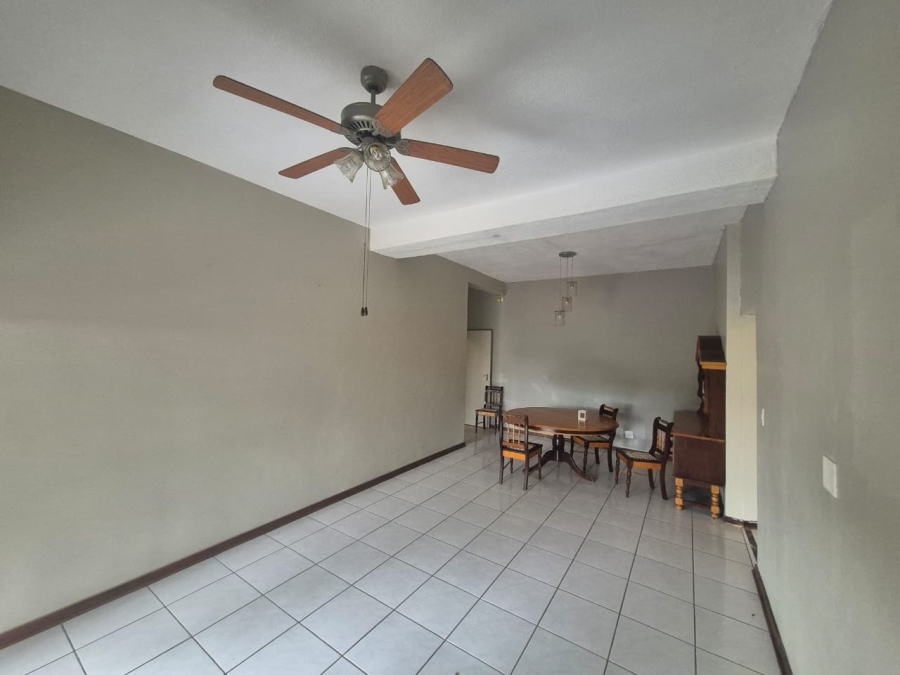 4 Bedroom Property for Sale in Safari Gardens North West